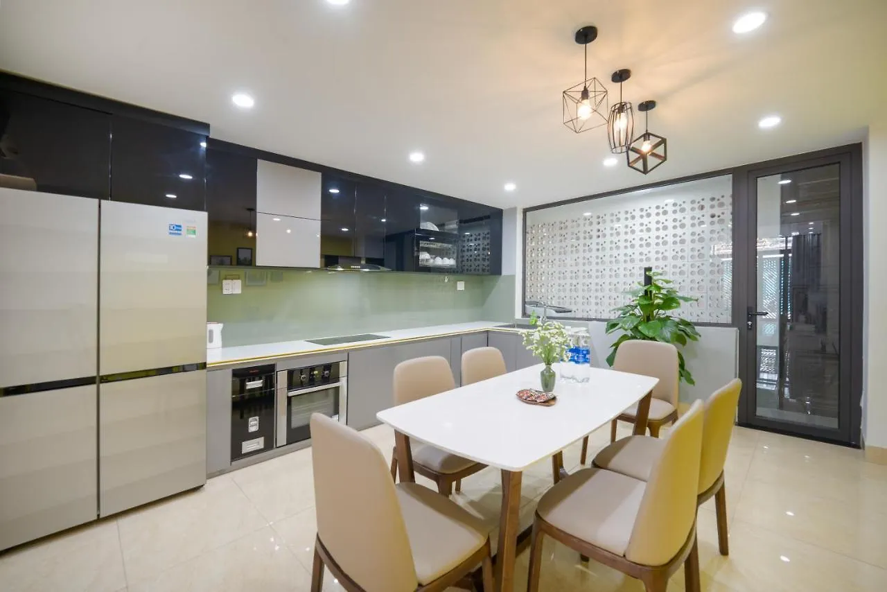 Villa N To M House-5 Minute To My Khe Beach-Full Ac Da Nang
